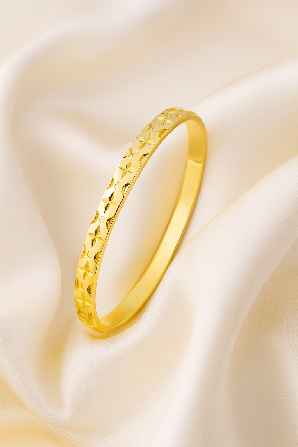 Celestia Carved Bangle