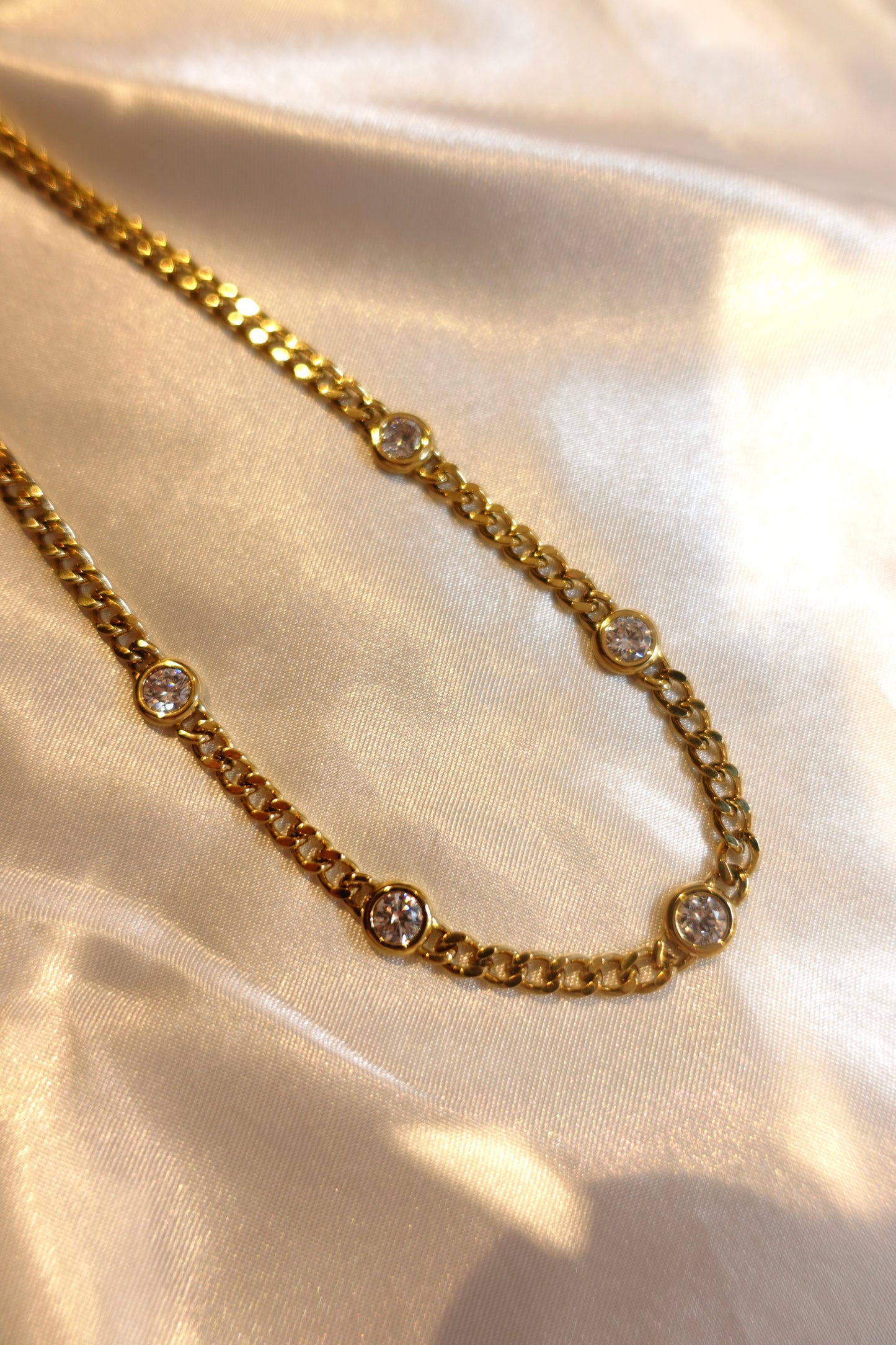 Bezel CZ Chain Necklace — 18K Gold Plated