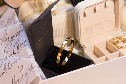 Deluxe Box For Her – Ultimate Pamper & Style Gift Set