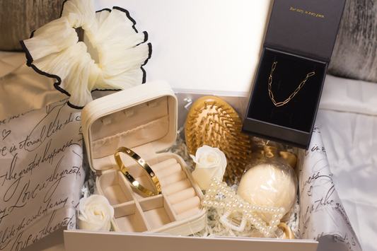 Box For Her – Personalized Luxury Gift Set